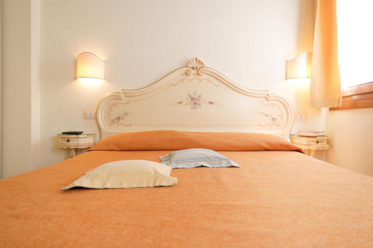 Casa Vacanze Angolo 'Sconto ヴェネツィア エクステリア 写真